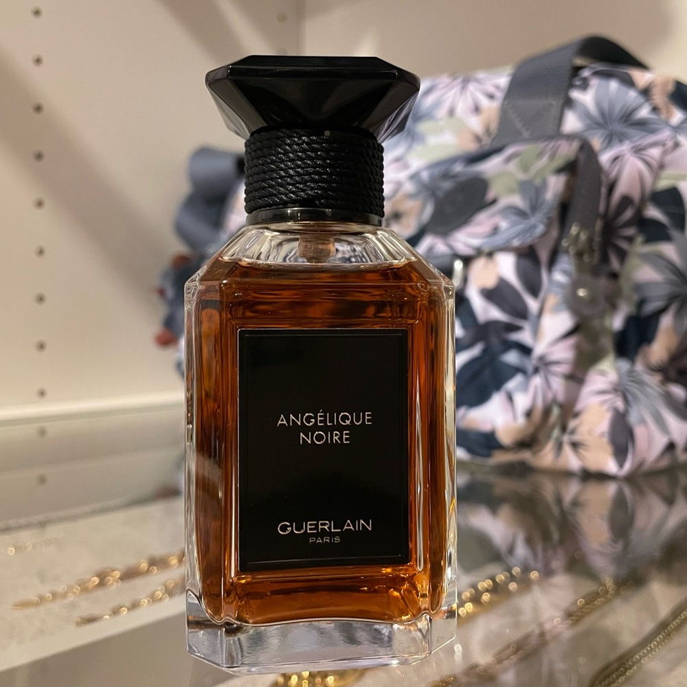 Angelique Noire Guerlain